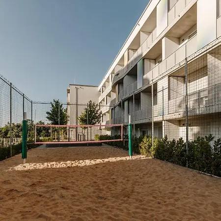 The Brucklyn Aparthotel 4*